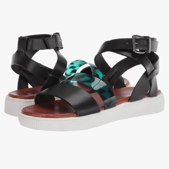 Muk Luks Strappy Sandals 9 - Picture 1 of 7